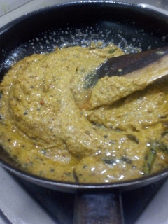 பூண்டு சட்னி (Poondu chutney recipe in tamil) செய்முறை முக்கிய புகைப்படம்