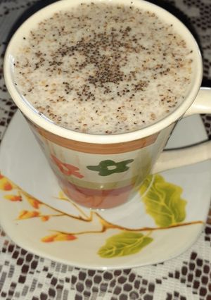 Una foto de Leche con Kiwicha