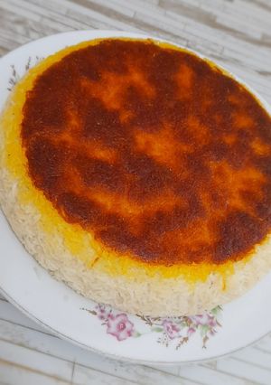 عکسی از دستور ته دیگ سیب زمینی🥔