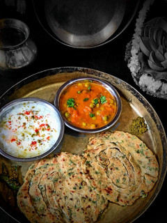 मूली लच्छा पराठा (mooli lachha paratha recipe in Hindi) रेसिपी मुख्य फोटो