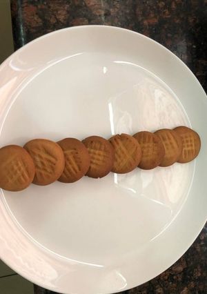 बटर कूकीज (Butter cookies recipe in hindi) रेसिपी मुख्य फोटो