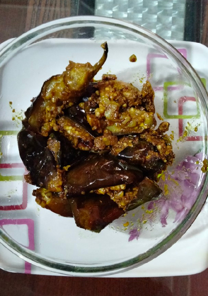 मसाला चटपटा बैंगन (masala chatpata baingan recipe in Hindi) रेसिपी मुख्य फोटो