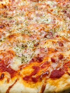 Una foto de Pizza domino's