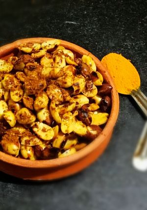 মশলা বাদাম(mashla badam recipe in Bengali) রেসিপির প্রধান ছবি