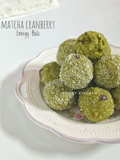 Foto resep Matcha Cranberry Energy Balls