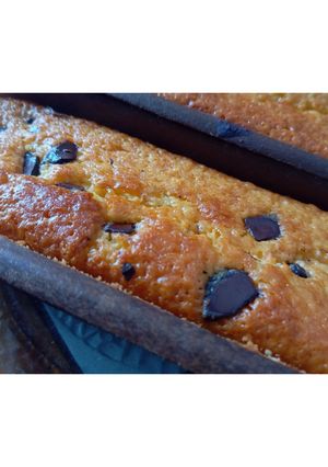 Una foto de Budín de naranjas con chocolate (en licuadora)