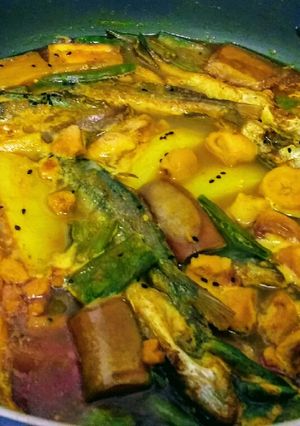 A picture of Gangetic Mystus curry.