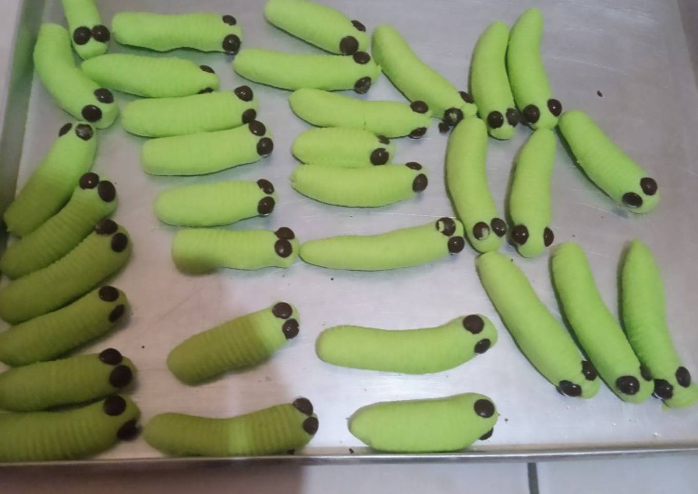 Kue hileud/ Kue ulat
