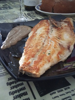 Una foto de Lubina Salvaje a la Plancha con Ali Oli de Ajo Negro