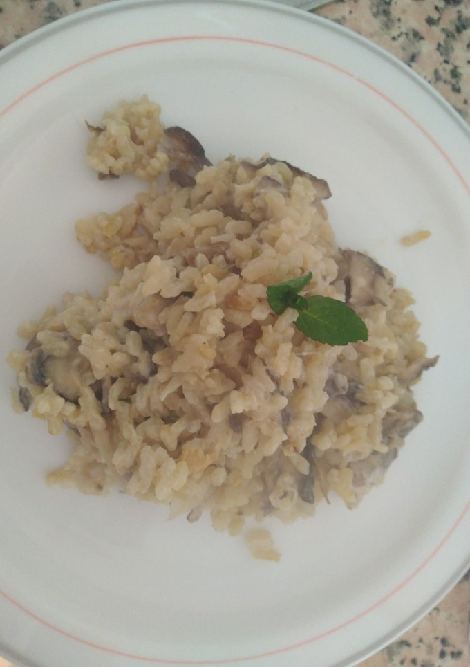 Una foto de Risotto vegano de shiitake y champiñones