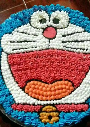 Foto resep Doraemon Birthday Cake/Base Cake n ButterCream making