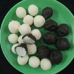 A picture of Coconut & Chocolate Laddu.