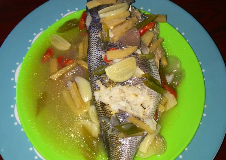 Resep Steamed Fish (Ikan Kukus) Simpel, Lezat