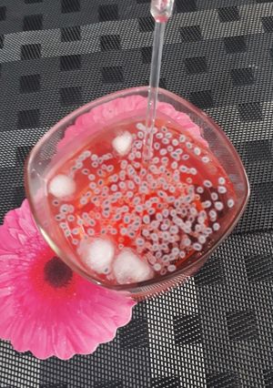 A picture of Hersheys Strawberry Cooler #5ingredients.