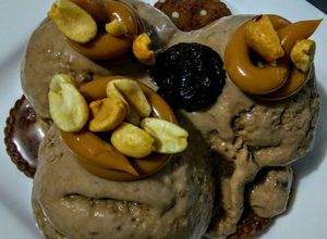 Una foto de HELADO De Nueces de Macadamia y Dulce de Leche...!🎅🎅🎅