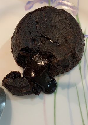 A picture of Lava Cake.