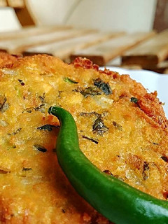 மைசூர் டால் வாடா (தமிழ்நாட்டில் பருப்பு வடை என அழைக்கப்படுகிறது) செய்முறை முக்கிய புகைப்படம்
