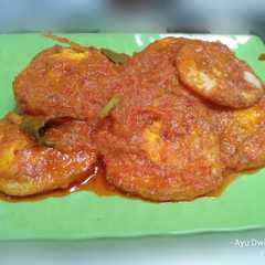 Telor ceplok balado রেসিপির প্রধান ছবি