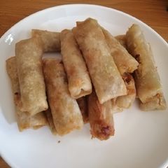 A picture of Spring Rolls.