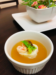 Una foto de Albóndiga de verdura Nabo al vapor vegetariano Japonés CABURAMUSI🇺🇾🇯🇵蕪蒸し