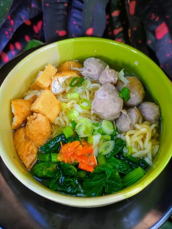 Langkah Mudah untuk Membuat Resep Bakso Kuah Komplit yang  Bikin Ketagihan Anti Ribet, Mantap