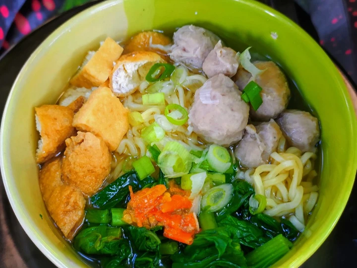 Langkah Mudah untuk Membuat Resep Bakso Kuah Komplit yang  Bikin Ketagihan Anti Ribet, Mantap