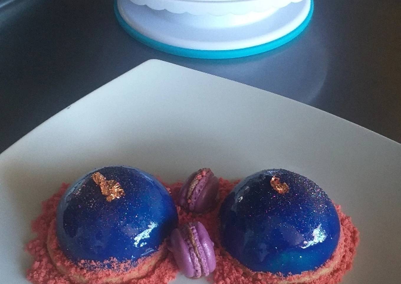 Mousse de piloncillo y glaseado espejo