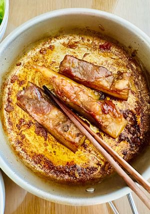 Hình của món Thịt khìa nước dừa.