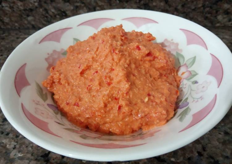 How to Make Quick Red Chilli Chutney