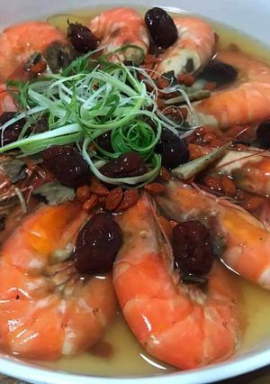 A picture of Shaoxing Drunken Shrimp.