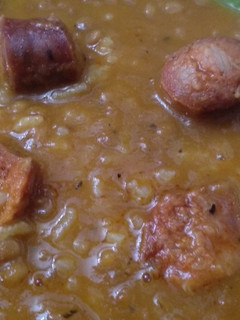 Una foto de Lentejas con chorizo y verduras muy fáciles (especial niños)