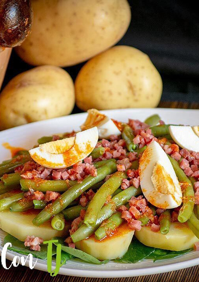 Una foto de Ensalada de judías con patatas