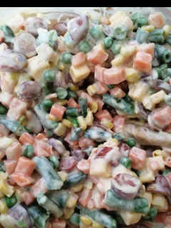 A picture of Vegetable salad.