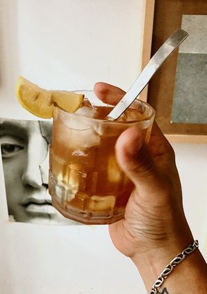 Hình của món Cocktail whisky chanh mật.