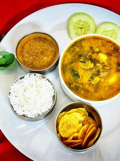 கீரை சாம்பார்(keerai sambar recipe in tamil) செய்முறை முக்கிய புகைப்படம்