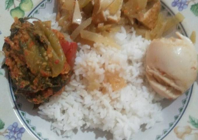 Resep Nasi,pepes tongkol,sambal goreng pepaya,telor rebus Resep Nasi,pepes tongkol,sambal goreng pepaya,telor rebus