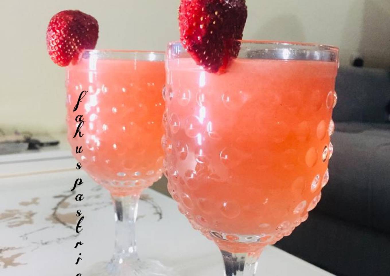 Strawberry smoothie