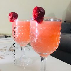 A picture of Strawberry smoothie.