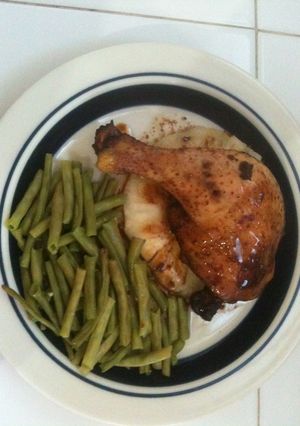 Una foto de Pollo con salsa de soya y  mantequilla al horno