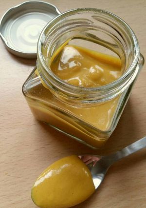 A picture of Vickys Homemade Yellow Mustard.