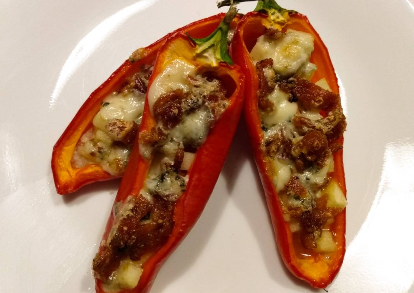 Blue cheese, bacon, and apple stuffed mini peppers