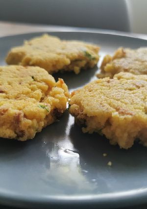 Une photo de Harcha salée au thon