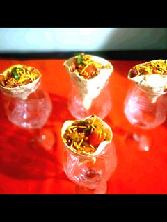 પાપડ કોન ચાટ (Papad Cone Chaat Recipe in Gujarati) રેસીપી મુખ્ય ફોટો