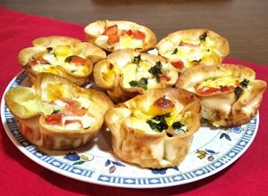 Una foto de Canastitas caprese 🌱🍅🧀