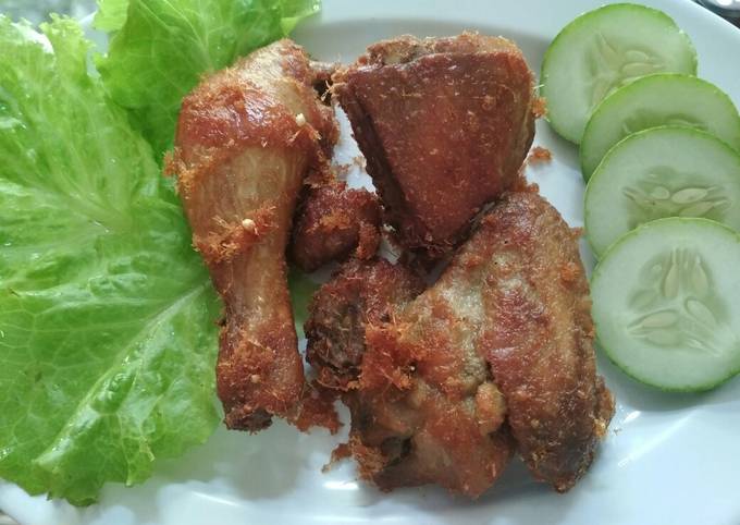 Ayam goreng gurih