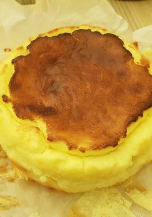 鮮牛奶版檸檬巴斯克起士蛋糕 的食譜成品照片