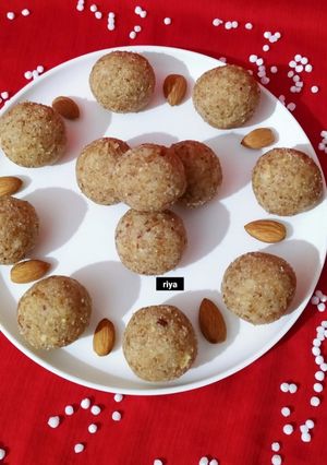 साबूदाना के लड्डू रेसिपी मुख्य फोटो