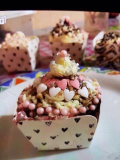 صورة لوصفة كب كيك سهله ولذيذه🍮🍫