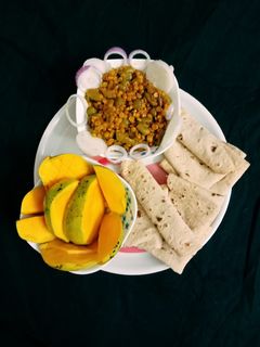 तोरई और चना दाल का सब्जी (Turai aur chana dal ka sabzi recipe in hindi) रेसिपी मुख्य फोटो