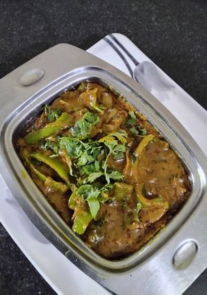 मसालेदार शिमला मिर्च रेसिपी मुख्य फोटो